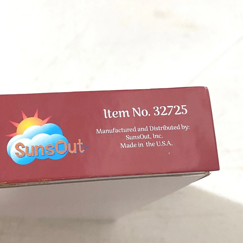 SunsOut 1000 Piece Puzzle Lot of 2 Grandma's Cupboard Winterfest Eco‎ Friendly